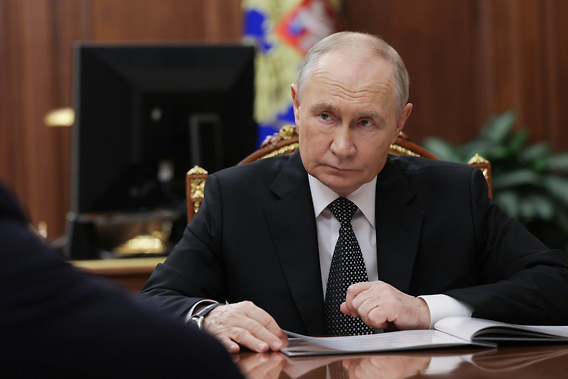 Keeping an Eye on Putin