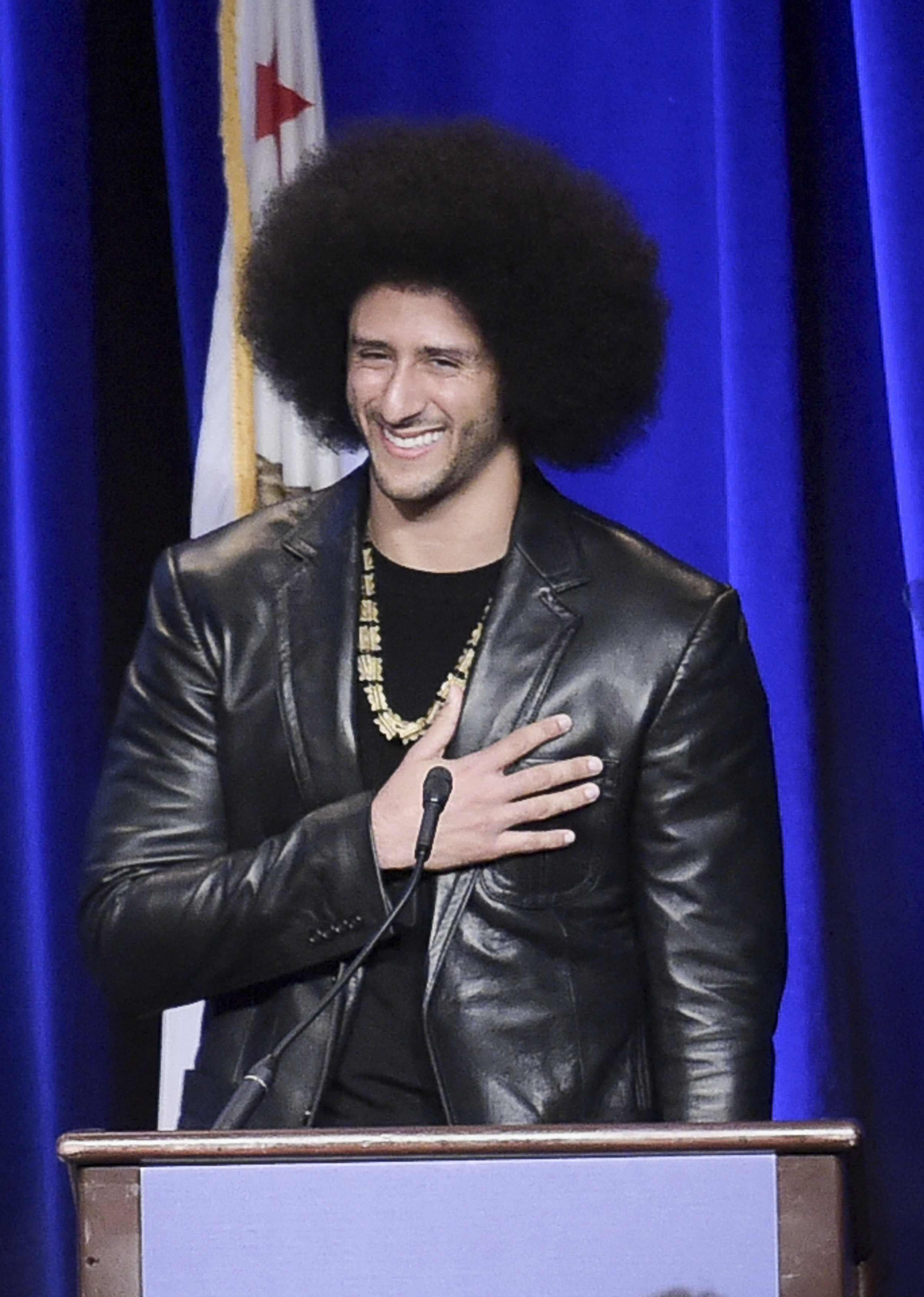 Beyonce Makes Surprise Appearance to Present Colin Kaepernick With Award